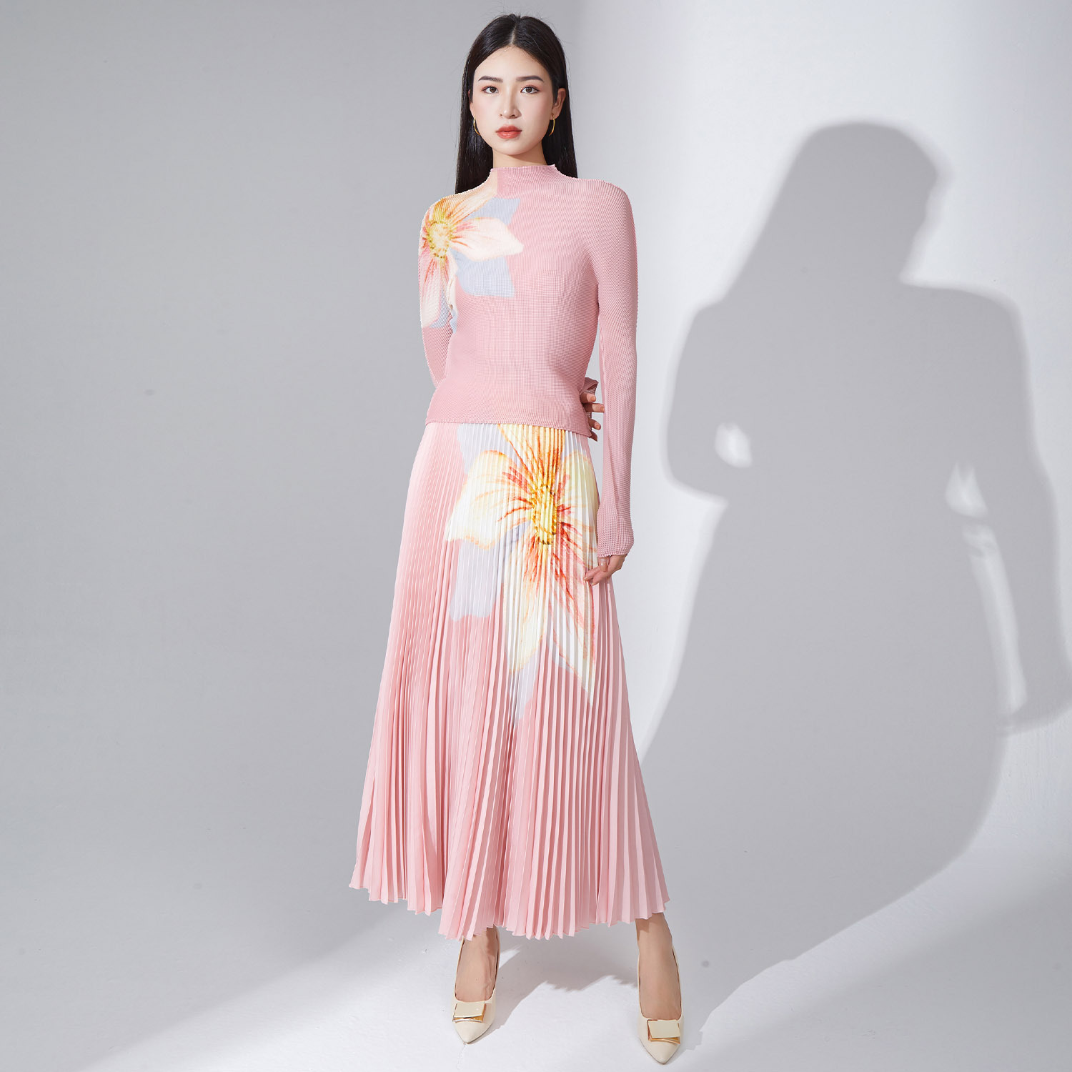 Pleated floral skirt with top