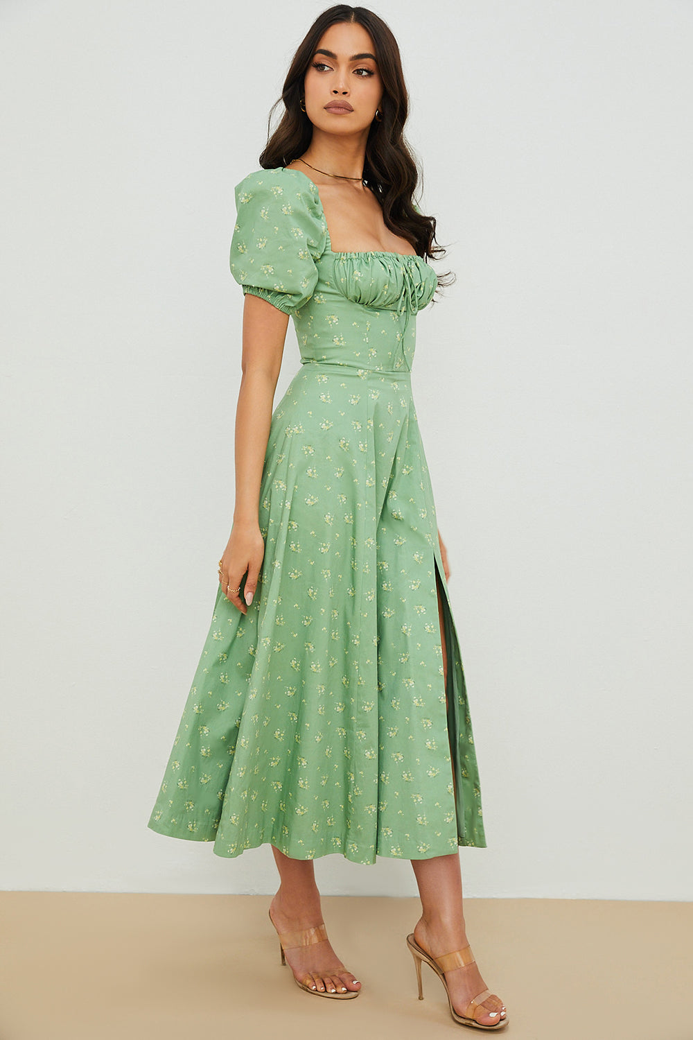 Midi sundress with floral puff sleeves