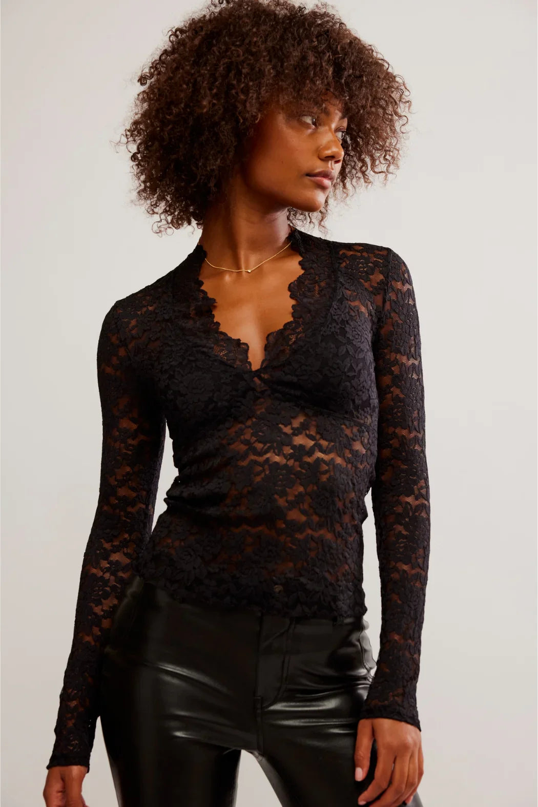V Neck Lace Top In Black