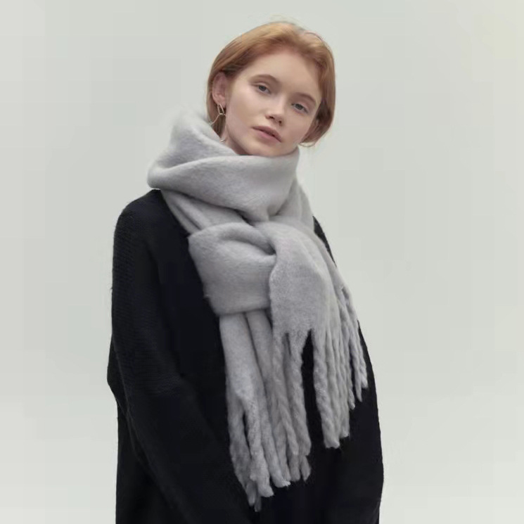 Scarf with tassel