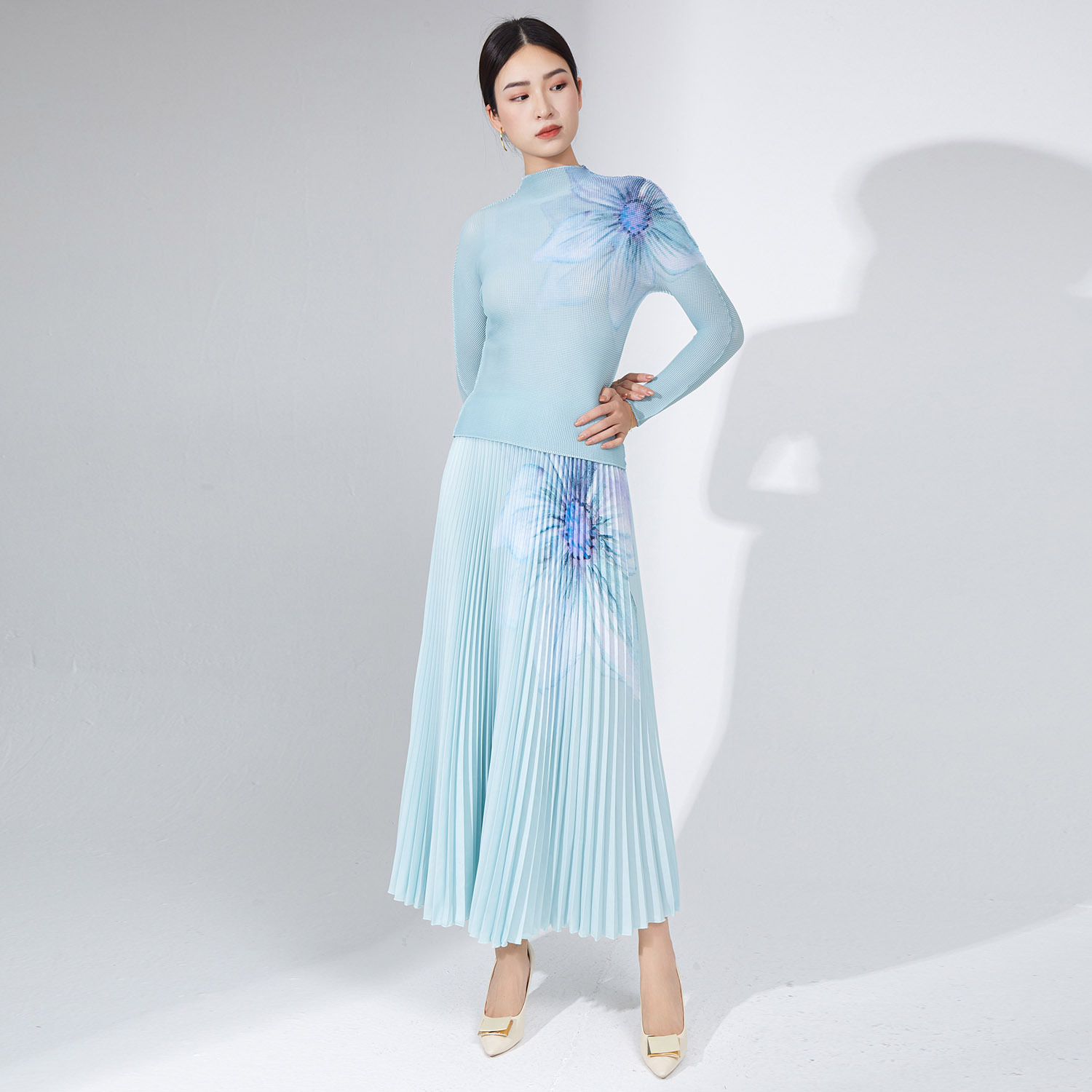 Pleated floral skirt with top