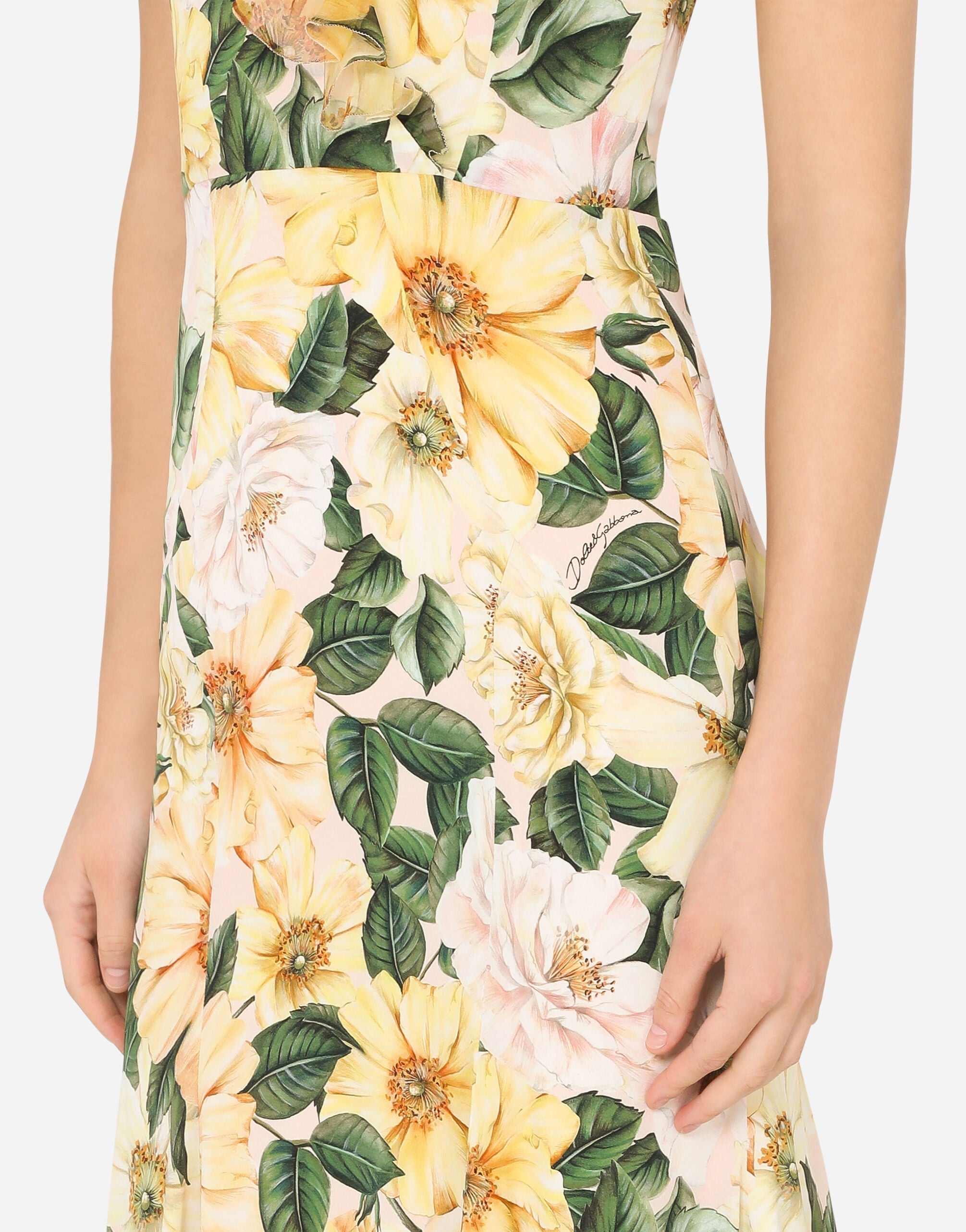 Midi dress with floral print and fishtail