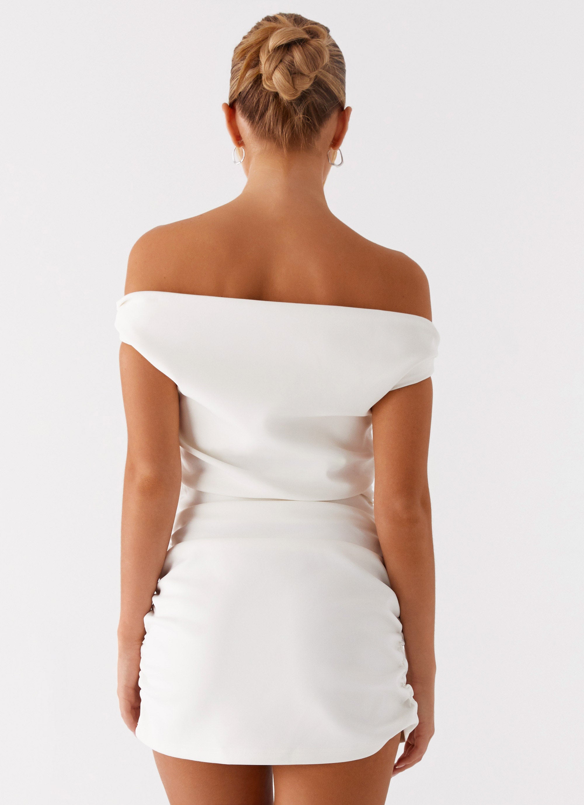 White Ivory Mini Dress With Bare Shoulders
