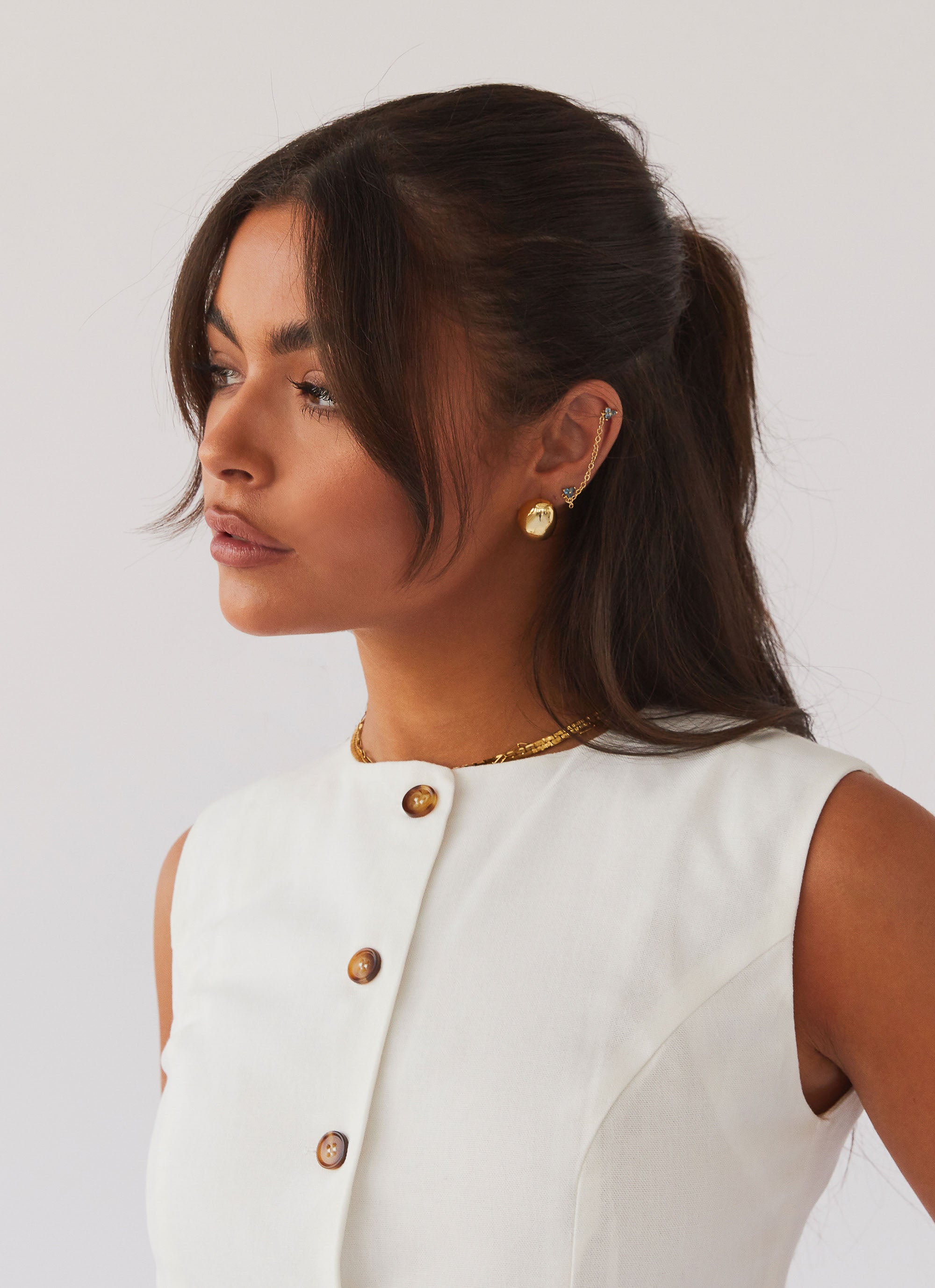 Elegant Linen Vest and Shorts