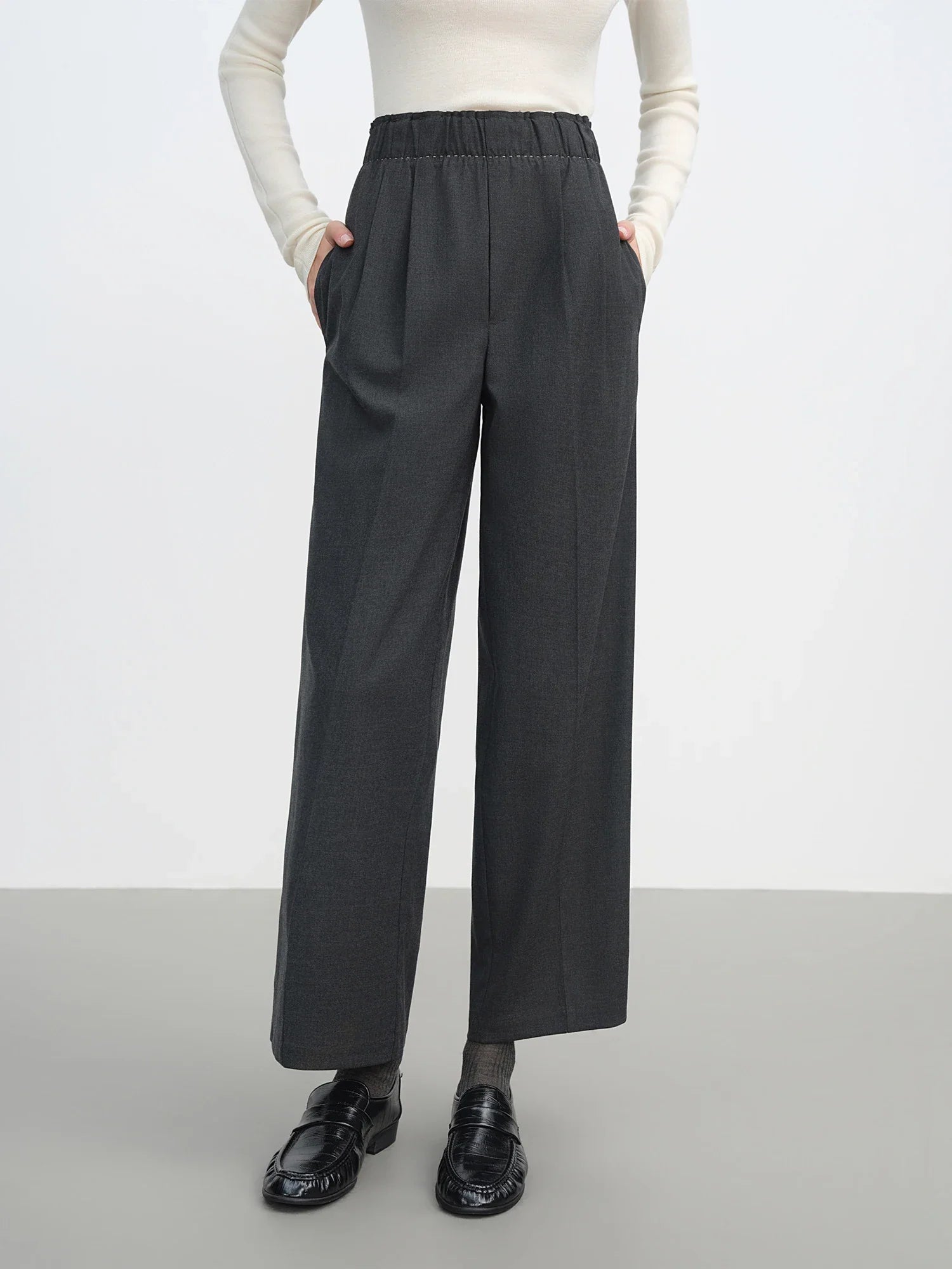 Oversized Tapered Gray Pants