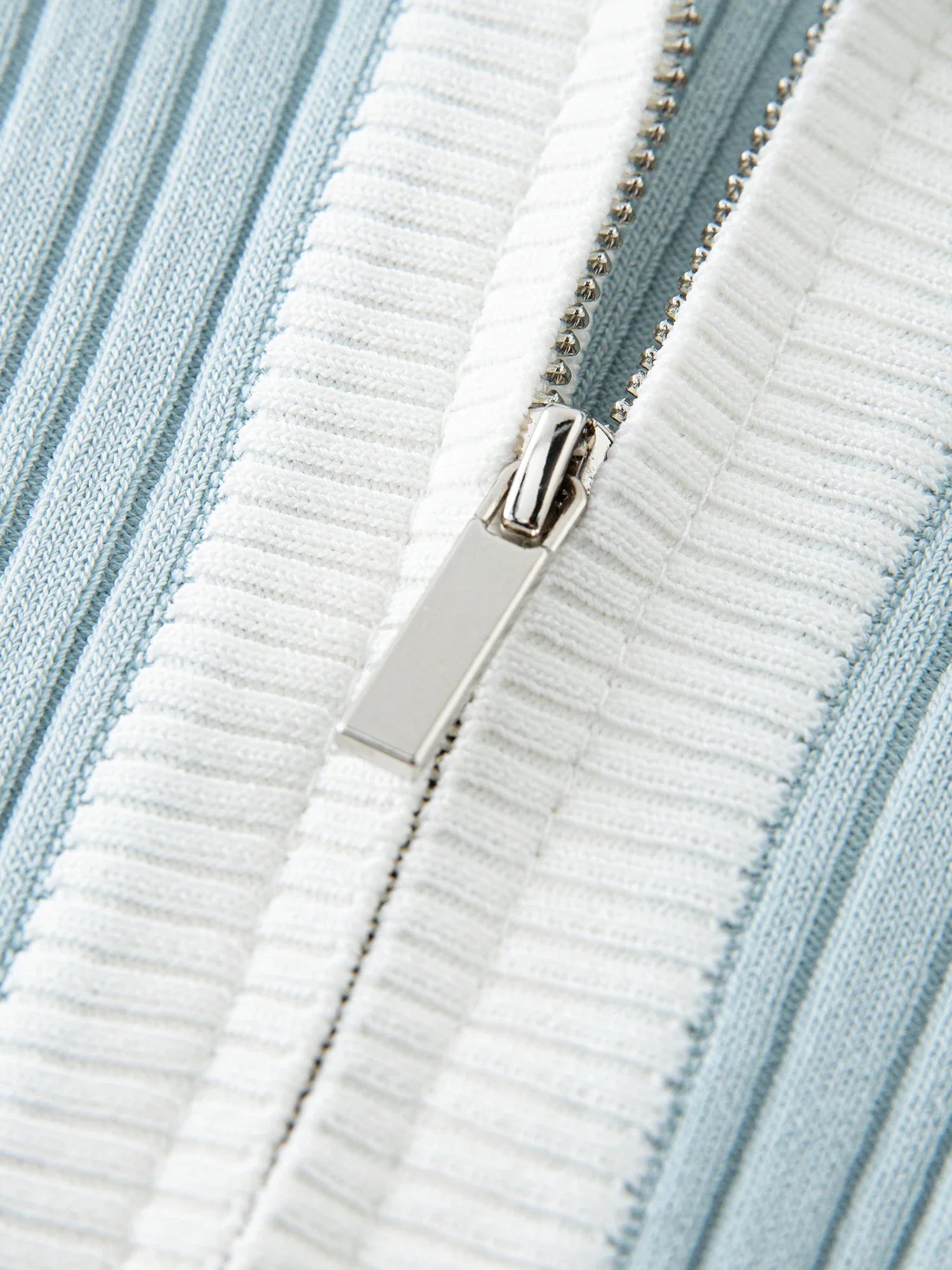 Short-sleeved Knitted Stripe T-shirt