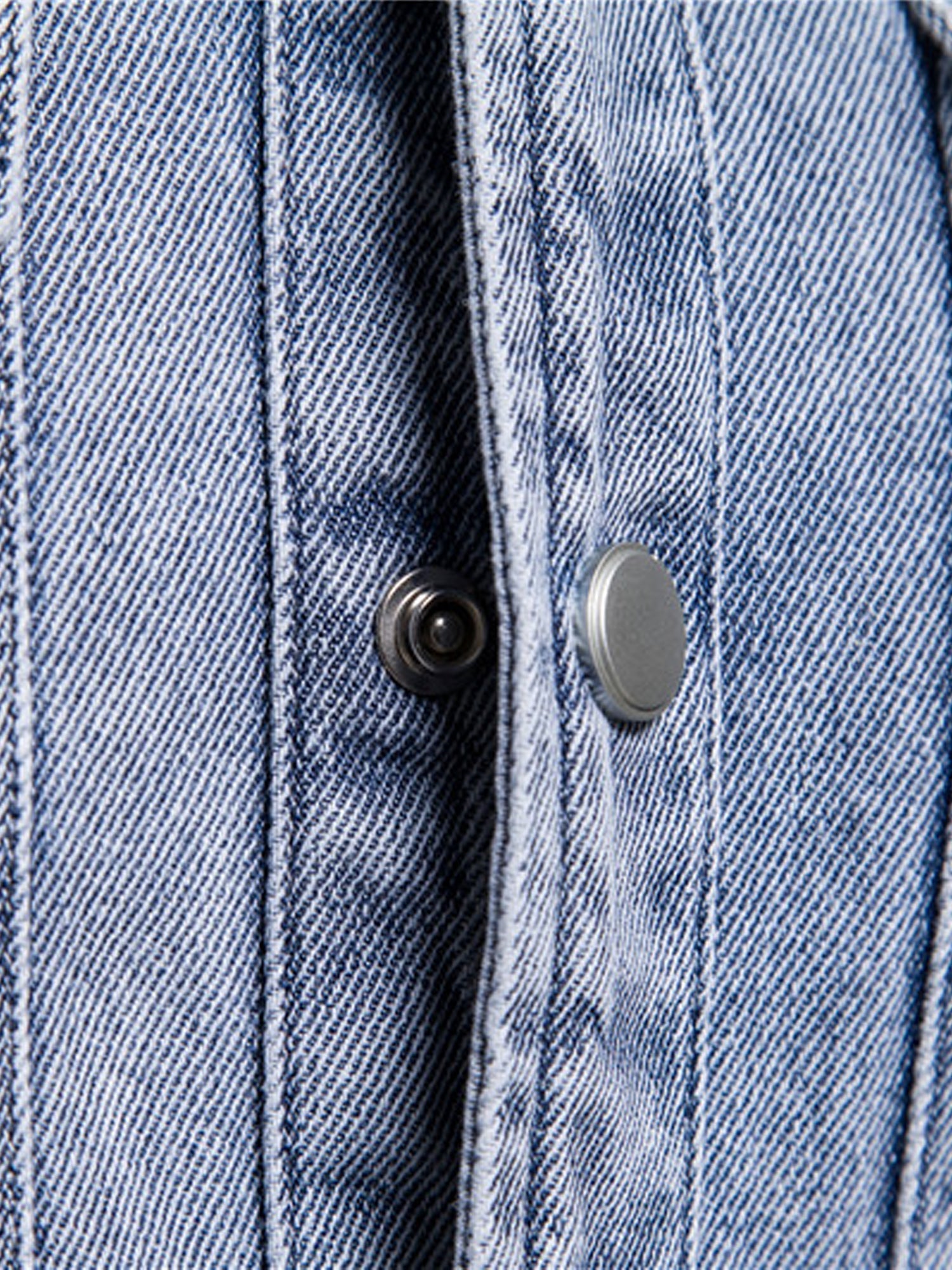 Long sleeve denim shirt for men