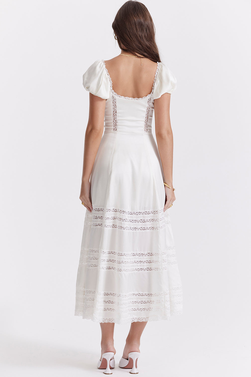 Ivory-colored dress made of real silk with puff sleeves