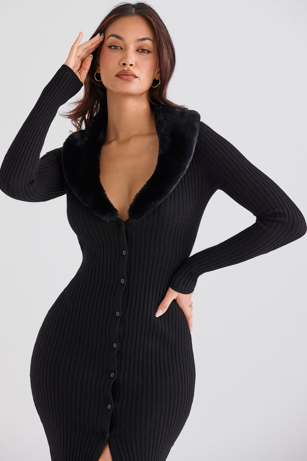 Black dress with faux fur