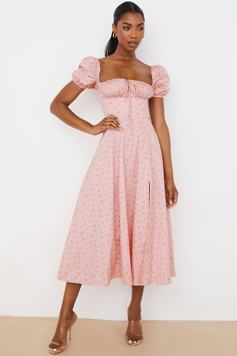 Midi sundress with floral puff sleeves