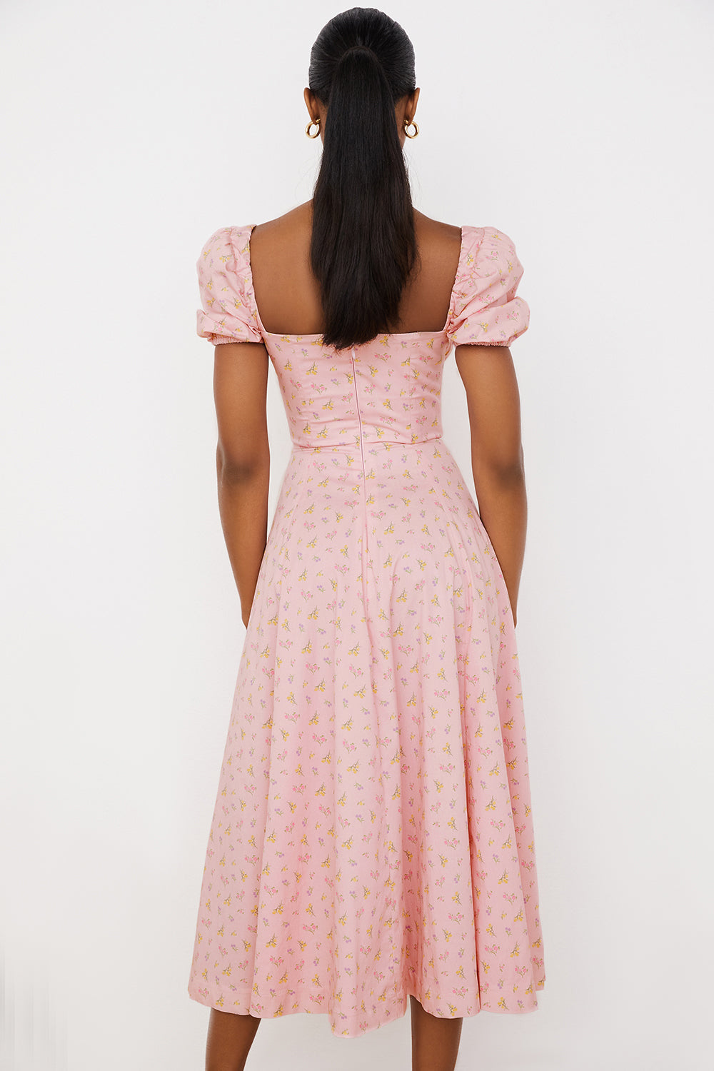 Midi sundress with floral puff sleeves
