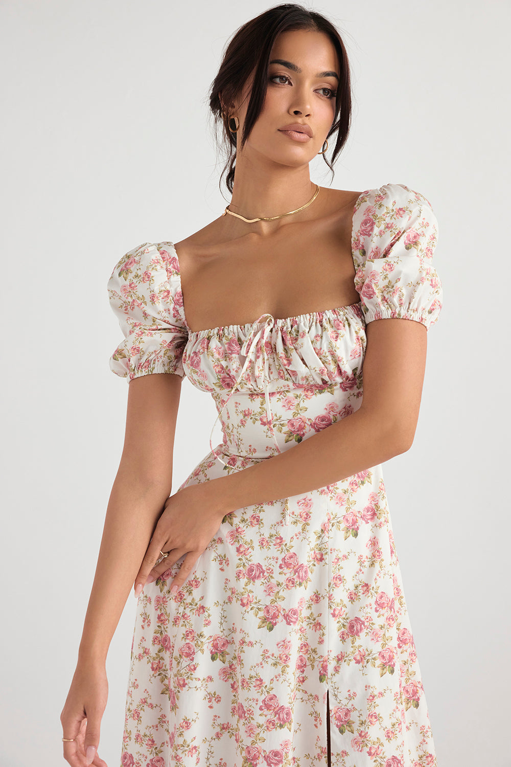 Midi sundress with floral puff sleeves