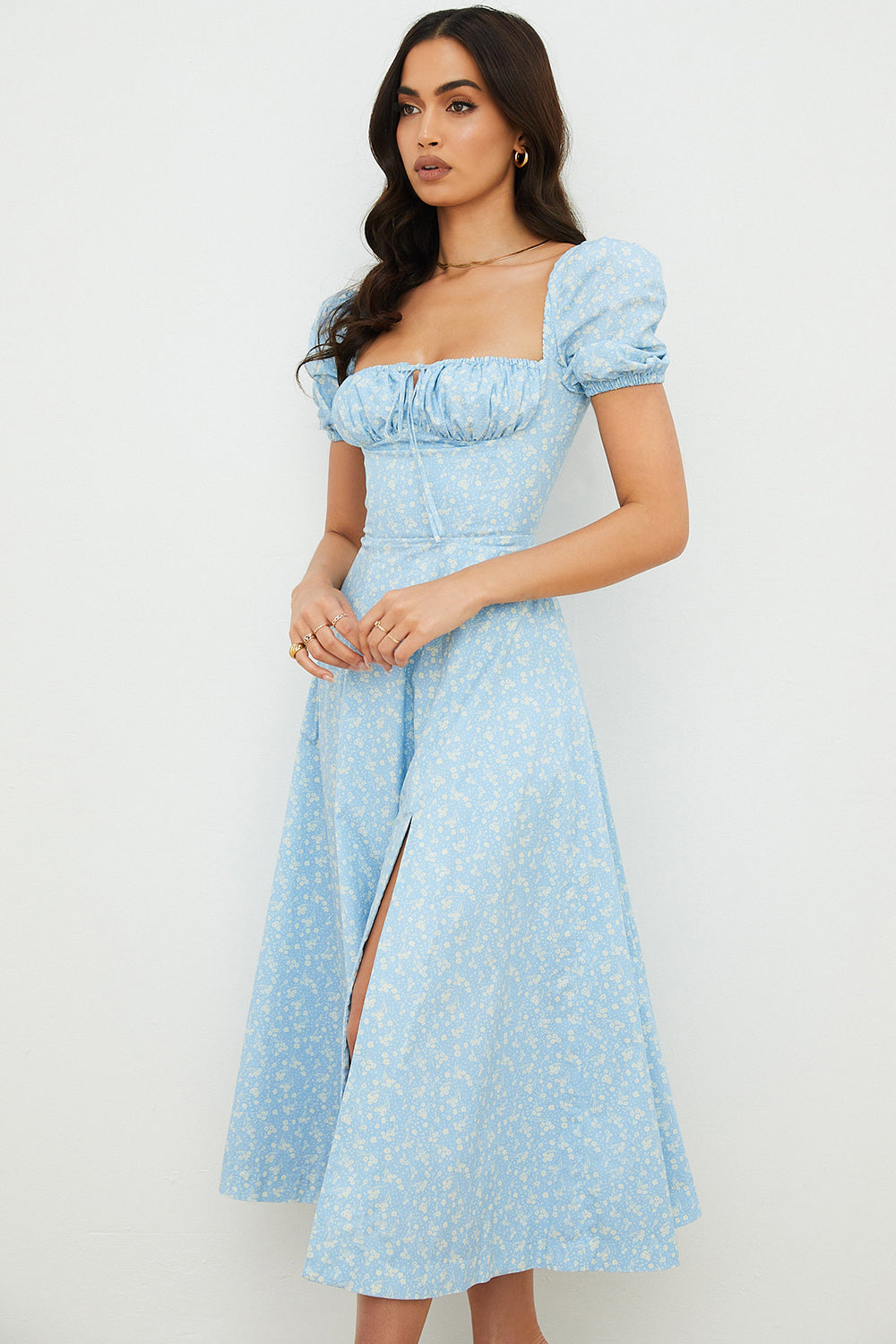 Midi sundress with floral puff sleeves