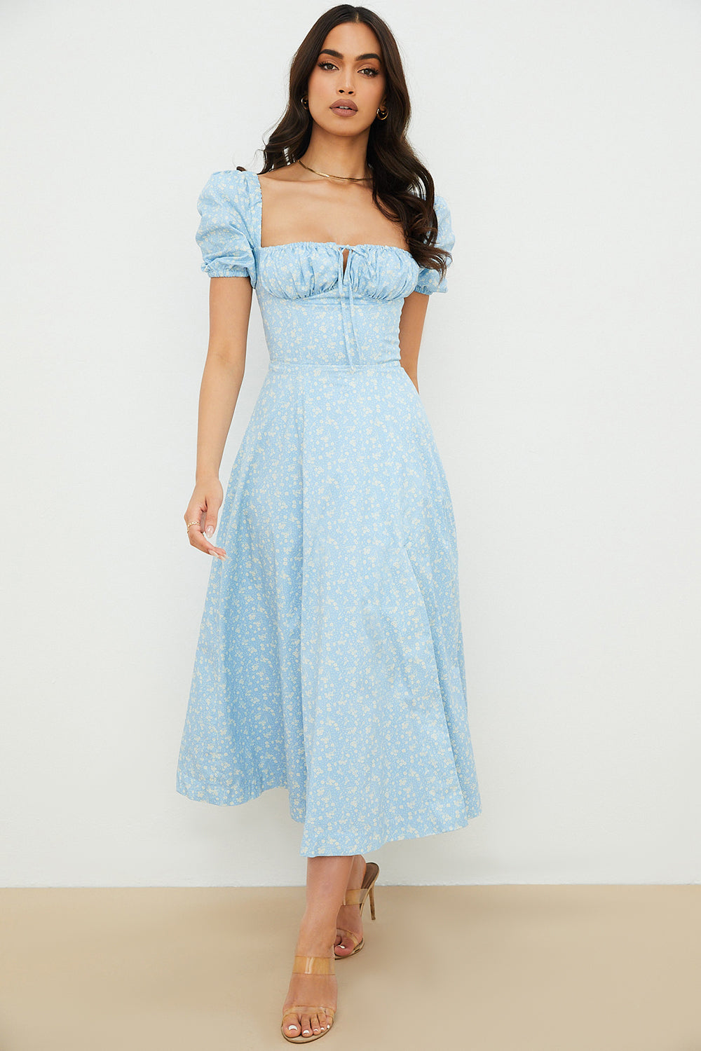 Midi sundress with floral puff sleeves