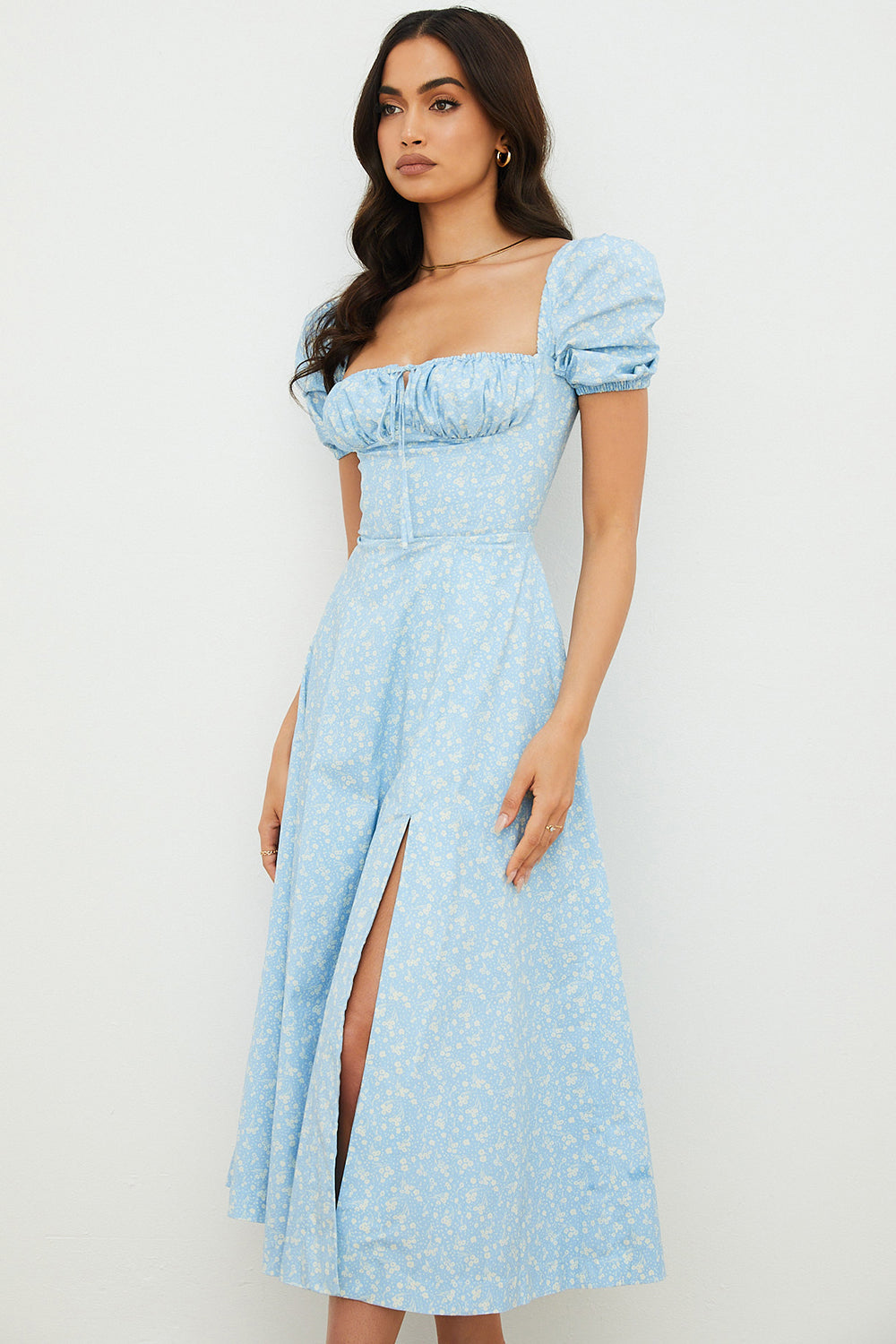Midi sundress with floral puff sleeves