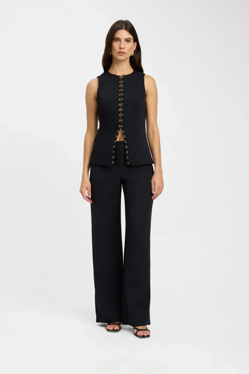Sleeveless Vest With High Waist Trousers Set In Black