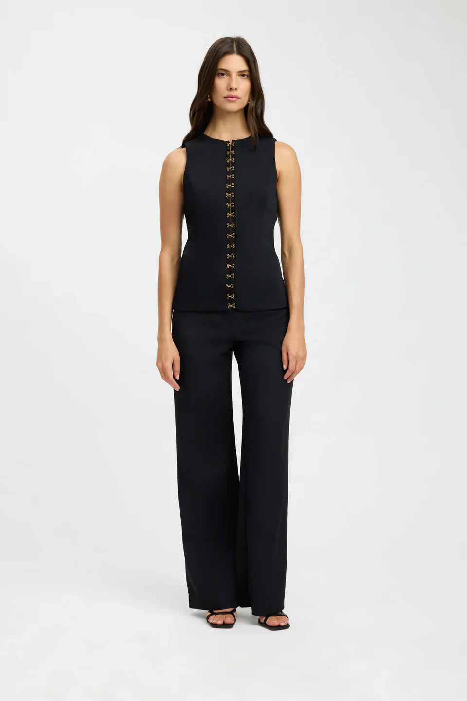 Sleeveless Vest With High Waist Trousers Set In Black