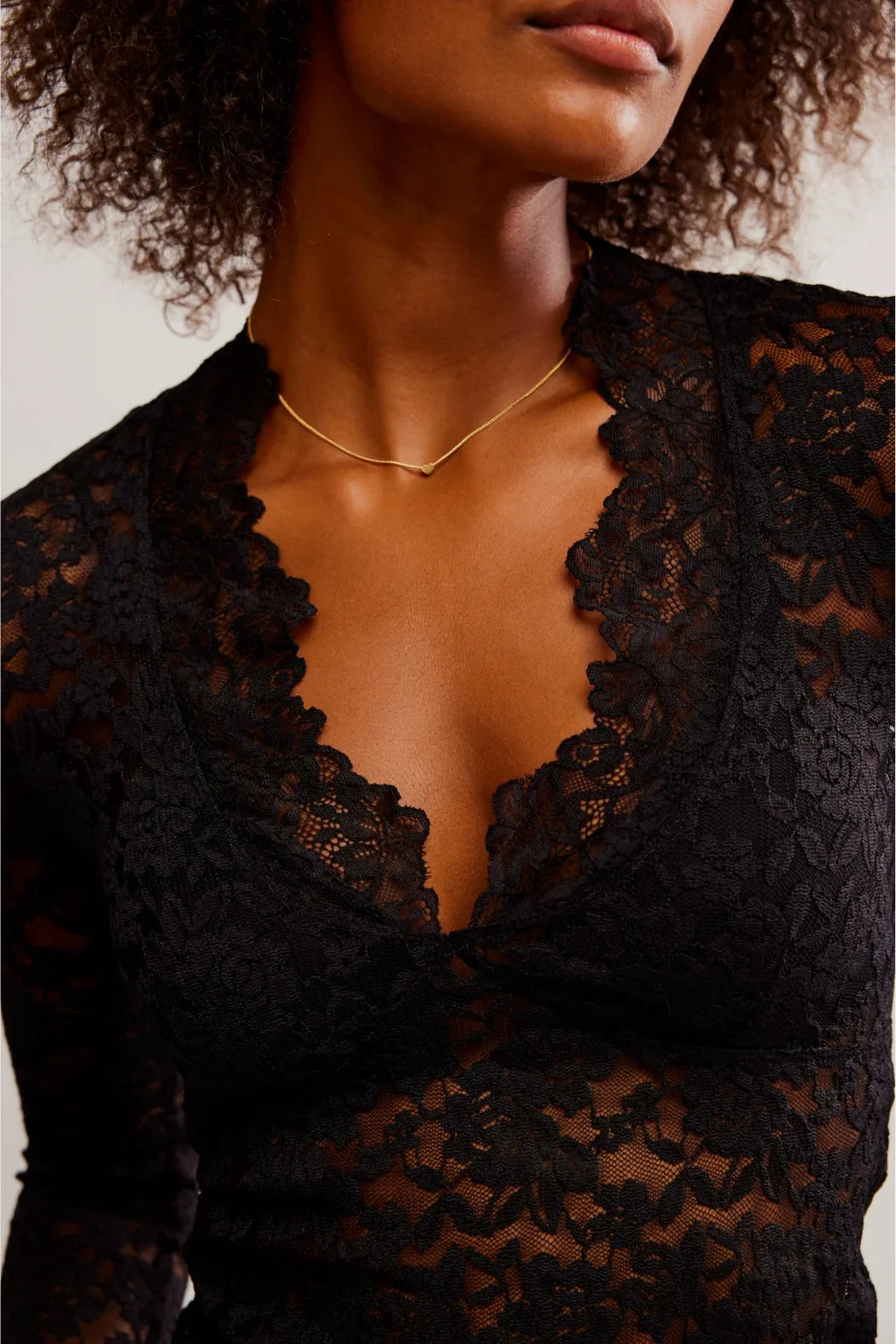 V Neck Lace Top In Black