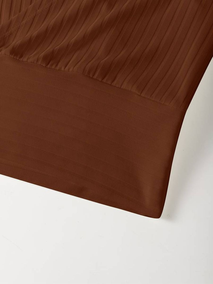 ribbed sleeves with a deep V-neck