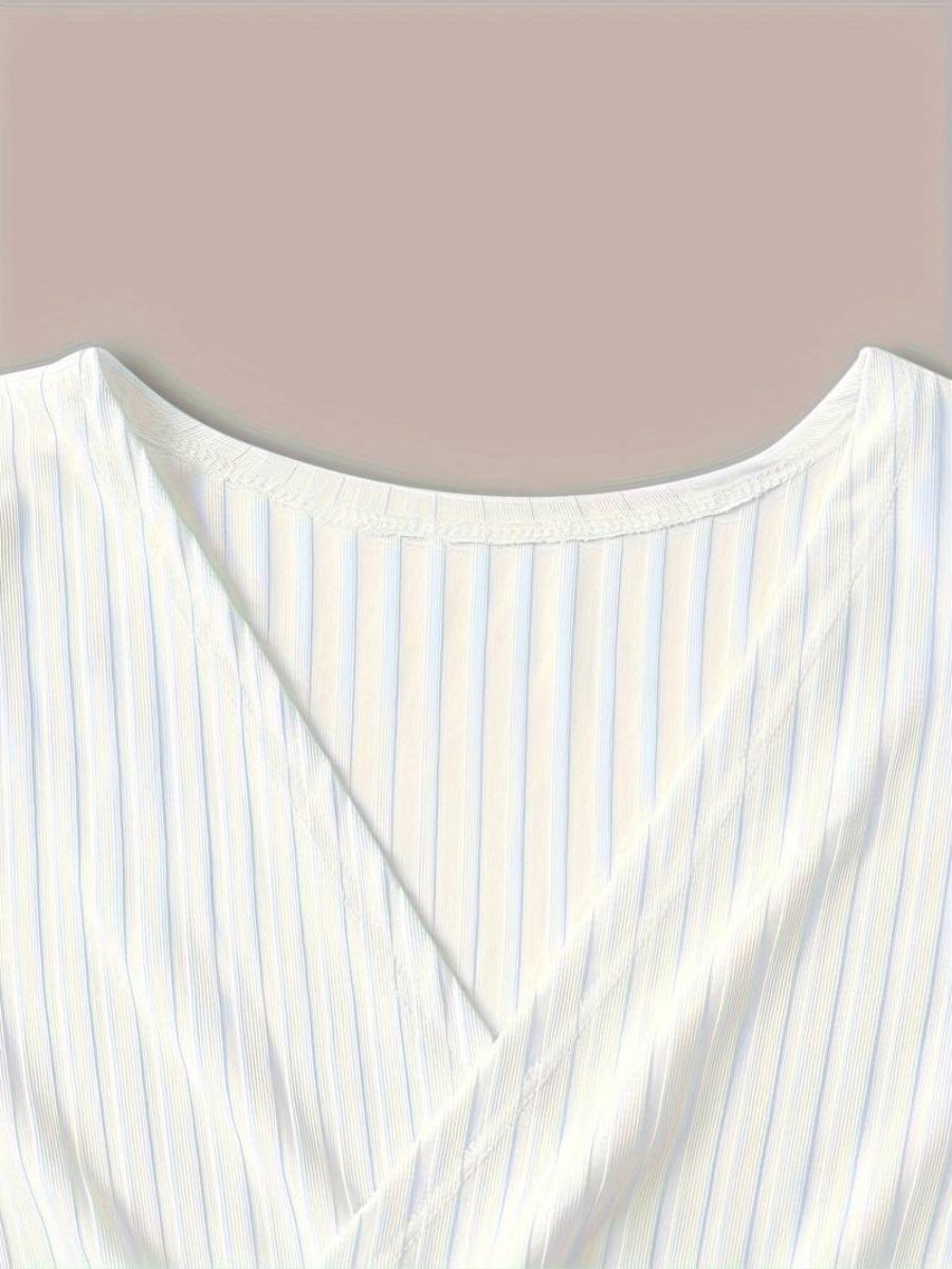 ribbed sleeves with a deep V-neck