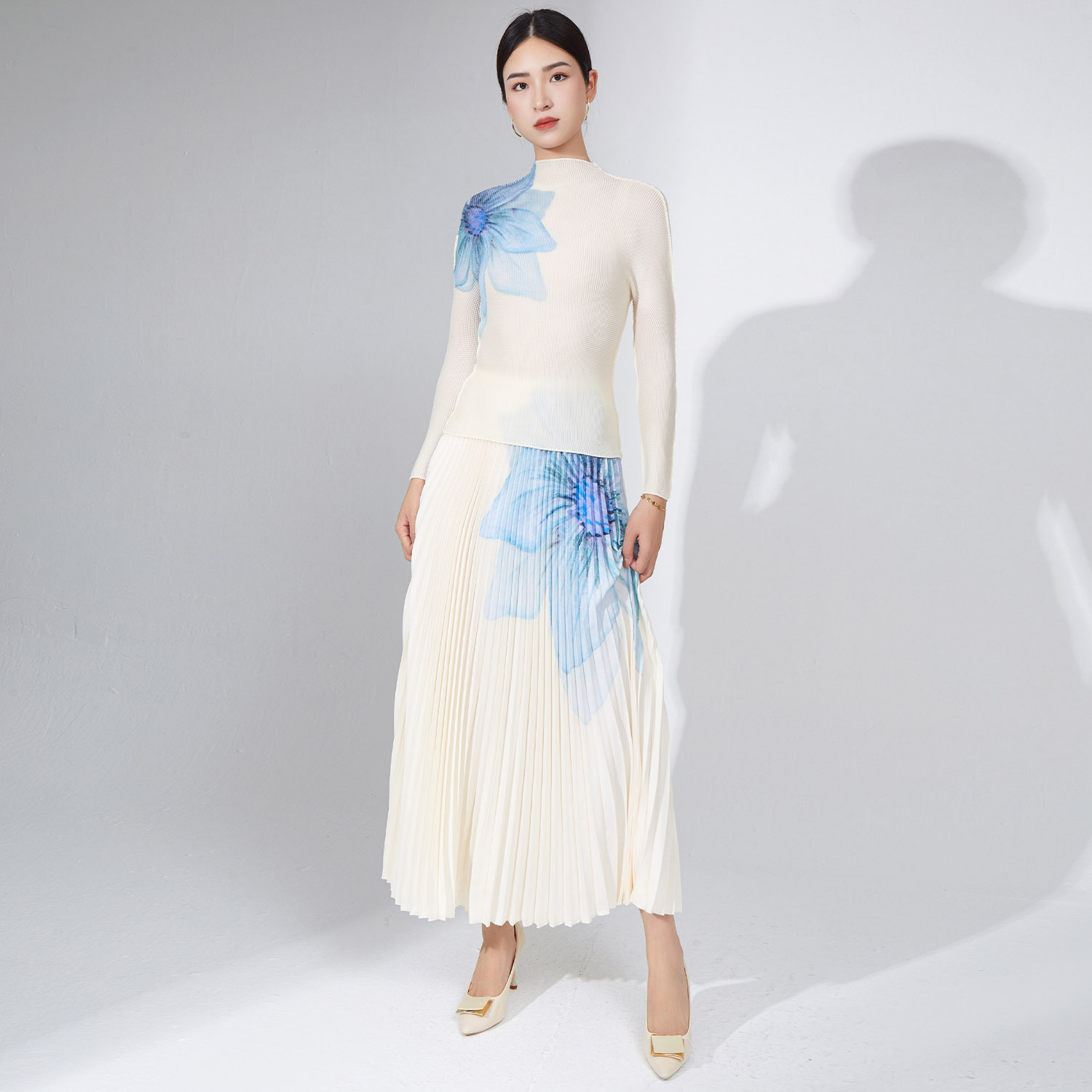 Pleated floral skirt with top
