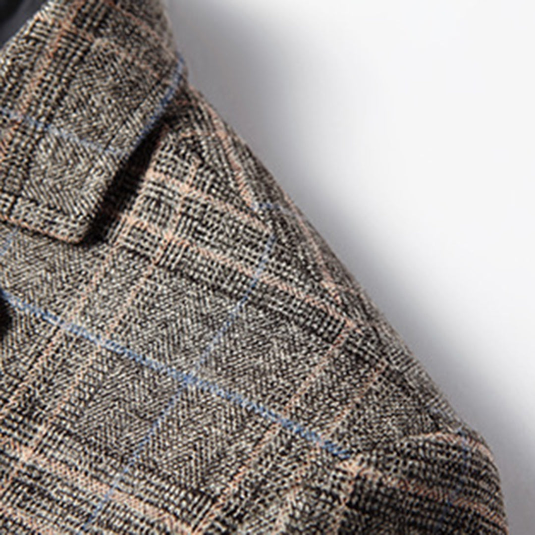 Casual Italian style blazer for men