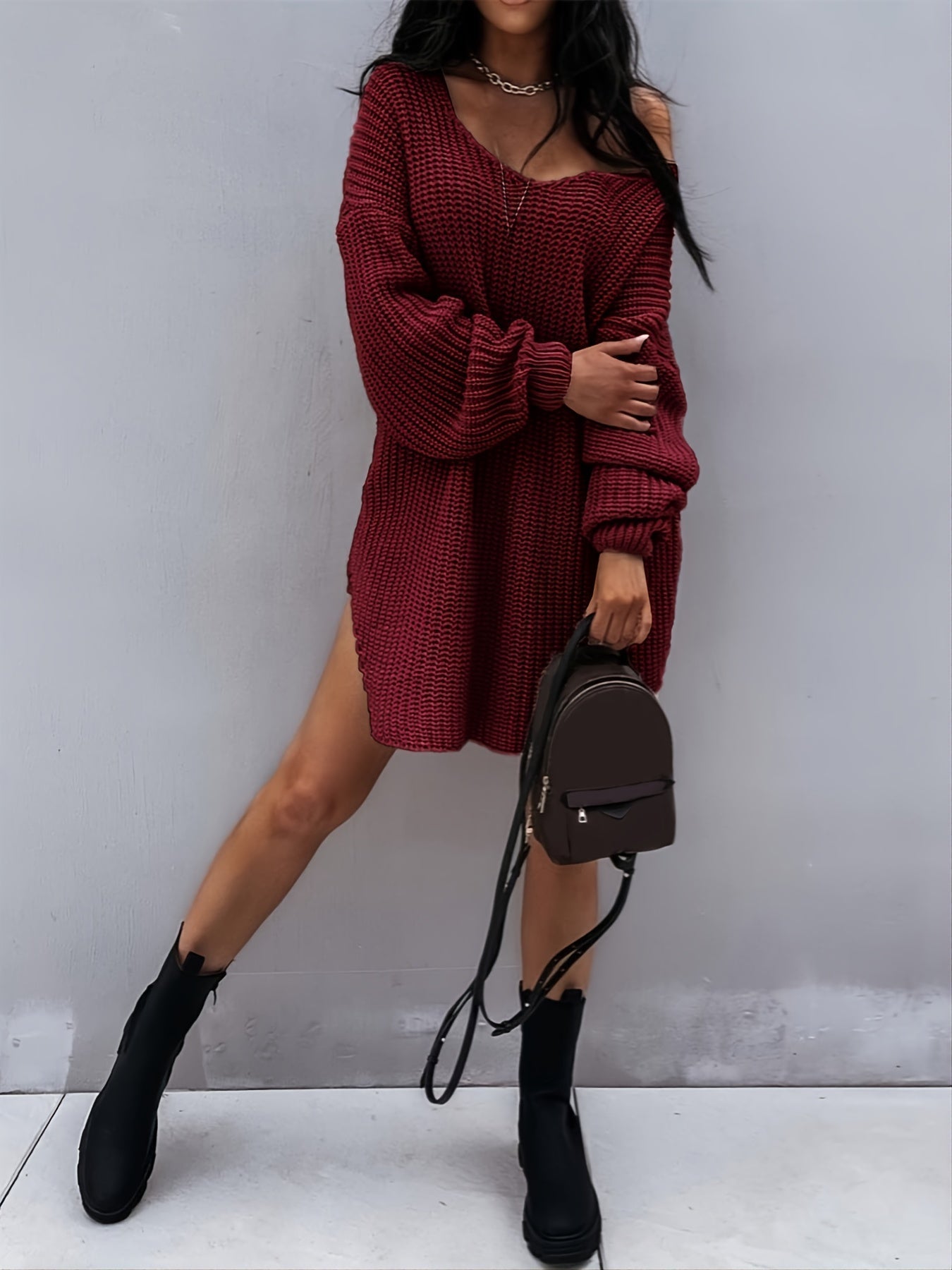 Knitted sweater with V-neck and lantern sleeves