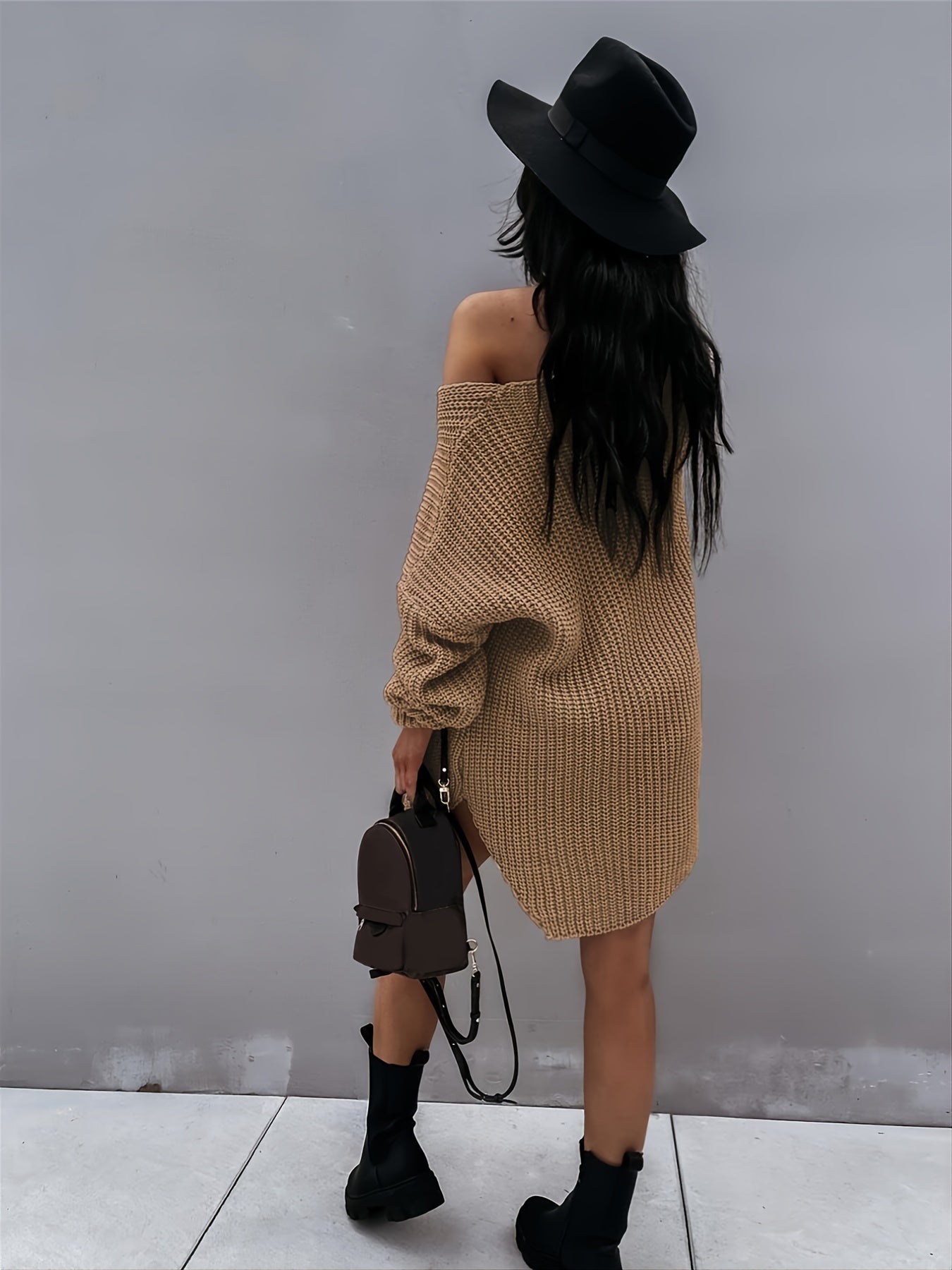 Knitted sweater with V-neck and lantern sleeves