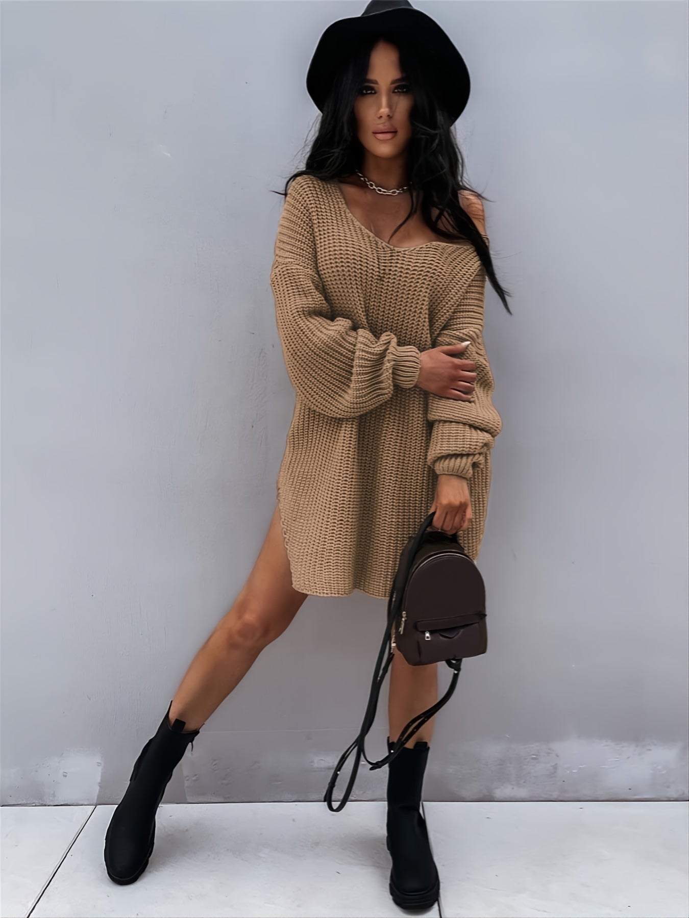 Knitted sweater with V-neck and lantern sleeves