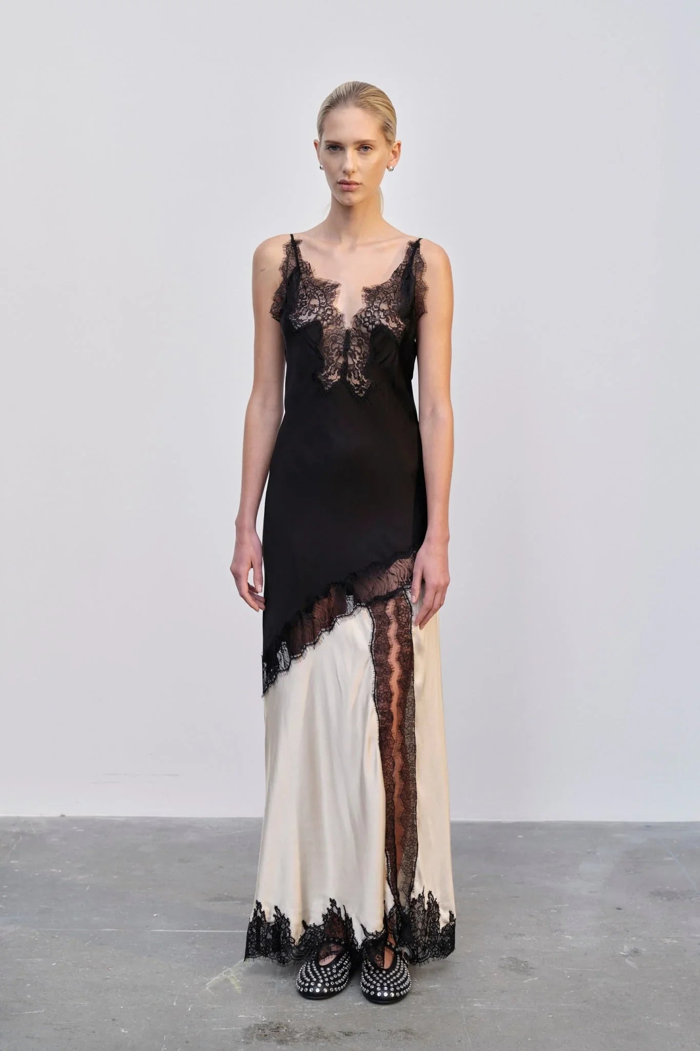 Spliced Sheer Lace Maxi Dress