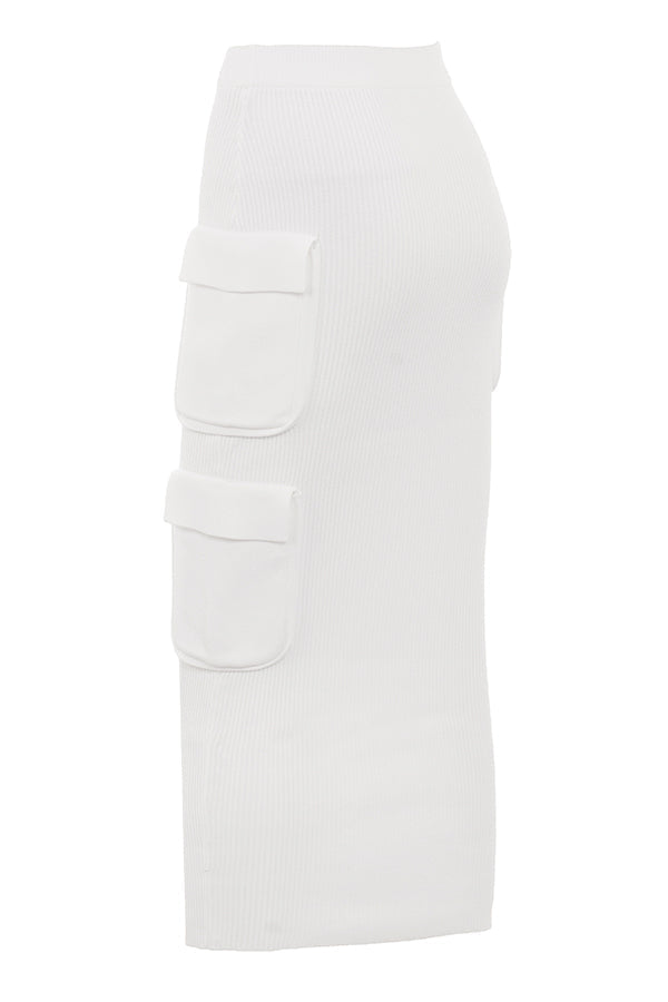 White ribbed sweater with balloon sleeves and cargo skirt